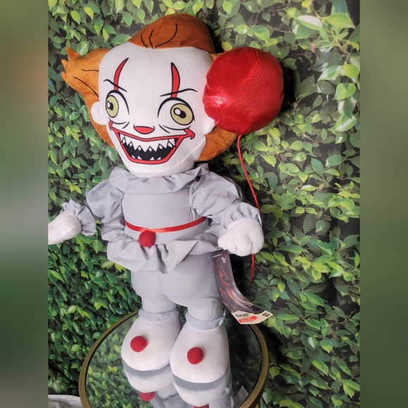 Pennywise Halloween Greeters Plush Decorative Doll Clown It Chapter Two - Picture 4 of 10